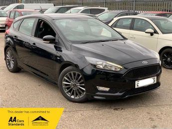 Ford Focus 1.0 ST-LINE NAV NEW TIMING BELT FSH SAT NAV BLUETOOTH CRUISE APP