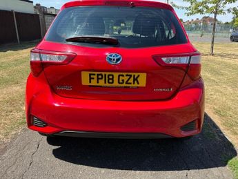 Toyota Yaris 1.5 VVT-h Icon Hatchback 5dr Petrol Hybrid E-CVT Euro 6 (s/s) (1