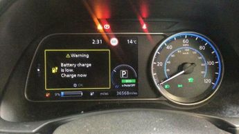Nissan Leaf 40kWh Tekna Hatchback 5dr Electric Auto (150 ps)