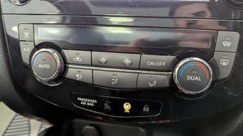 Nissan Qashqai DIG-T TEKNA DCT AUTO PETROL 75000 MILES PANO SUNROOF