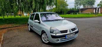Renault Clio INITIALE
