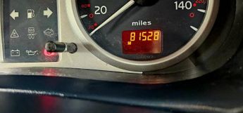 Renault Clio INITIALE