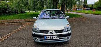 Renault Clio INITIALE