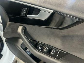 Audi A4 2.0 TFSI 35 Black Edition S Tronic Euro 6 (s/s) FACELIFT MODEL
