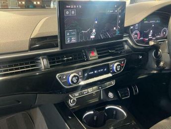 Audi A4 2.0 TFSI 35 Black Edition S Tronic Euro 6 (s/s) FACELIFT MODEL