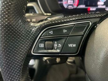 Audi A4 2.0 TFSI 35 Black Edition S Tronic Euro 6 (s/s) FACELIFT MODEL
