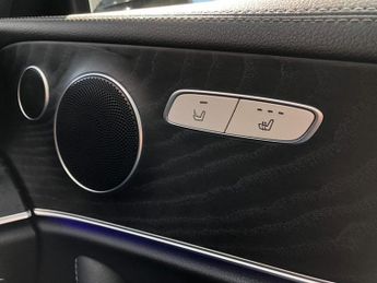 Mercedes E Class E 220 D AMG LINE