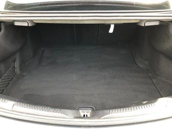 Mercedes E Class E 220 D AMG LINE