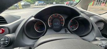 Honda Jazz 1.4 i-VTEC ES Plus CVT Euro 5 5dr