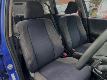 Honda Jazz I-VTEC ES