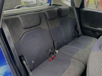 Honda Jazz I-VTEC ES