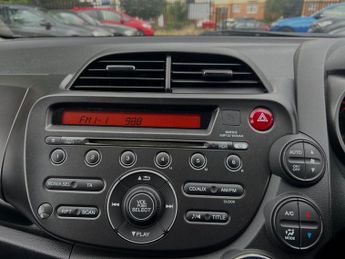 Honda Jazz I-VTEC ES