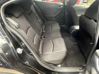Mazda 3 2.0 SKYACTIV-G Sport Nav Hatchback 5dr Petrol Auto Euro 5 (s/s) 