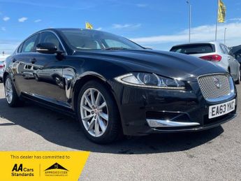 Jaguar XF 3.0 D V6 PREMIUM LUXURY