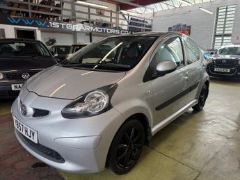 Toyota AYGO VVT-I PLATINUM