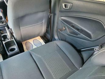 Ford Fiesta 1.4 Zetec 5dr