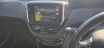 Peugeot 2008 1.2 PureTech Allure SUV 5dr Petrol ETG Euro 6 (s/s) (82 ps)