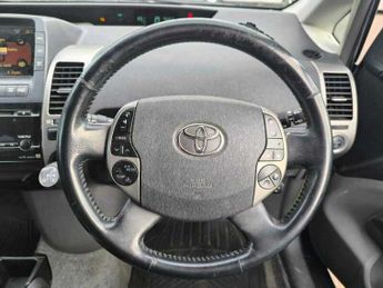 Toyota Prius VVT-I T SPIRIT
