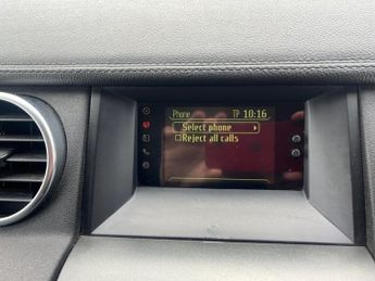 Land Rover Discovery SDV6 COMMERCIAL