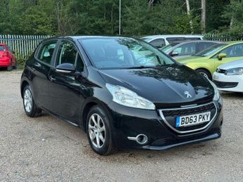 Peugeot 208 1.2 VTi Active Euro 5 5dr
