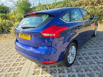 Ford Focus 1.6 Zetec Powershift Euro 6 5dr