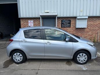 Toyota Vitz 1.3 Auto 5dr