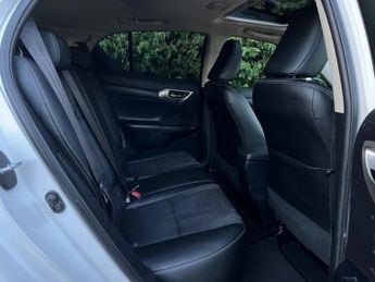 Lexus CT 200H SPORT