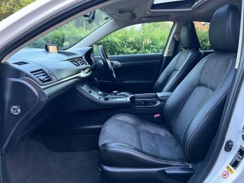Lexus CT 200H SPORT