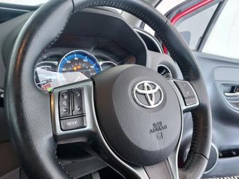 Toyota Yaris VVT-I ICON M-DRIVE S