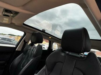 Land Rover Range Rover Evoque 2.2 SD4 Prestige Auto 4WD Euro 5 5dr