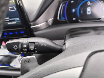 Hyundai Ioniq PREMIUM
