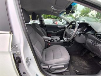 Hyundai Ioniq PREMIUM