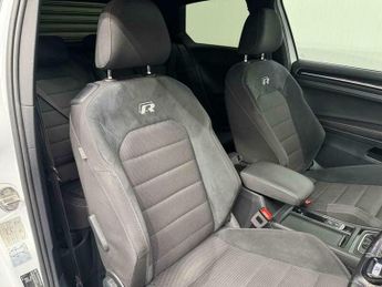 Volkswagen Golf 2.0 Golf R TSi Semi-Auto 4WD 3dr