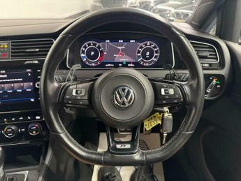 Volkswagen Golf 2.0 Golf R TSi Semi-Auto 4WD 3dr