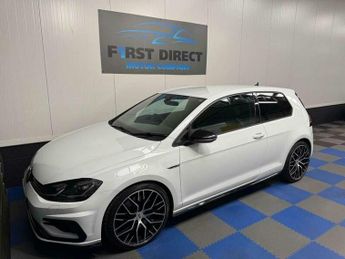 Volkswagen Golf 2.0 Golf R TSi Semi-Auto 4WD 3dr