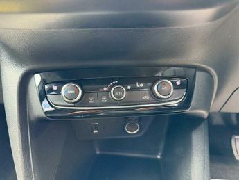 Vauxhall Corsa 1.2 Turbo Elite Nav Premium Auto Euro 6 (s/s) 5dr
