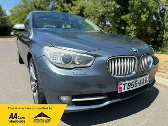 BMW 5 SERIES 4.4 550i V8 SE Touring Steptronic Euro 5 5dr