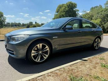 BMW 5 SERIES 4.4 550i V8 SE Touring Steptronic Euro 5 5dr
