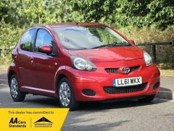 Toyota AYGO 1.0 VVT-i Ice Euro 5 5dr