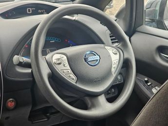 Nissan Leaf 24kWh Acenta Auto 5dr