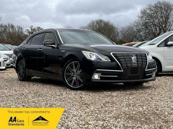  Royal Saloon G 2.5 Auto Hybrid