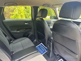 Honda Jazz I-MMD SR AUTOMATIC