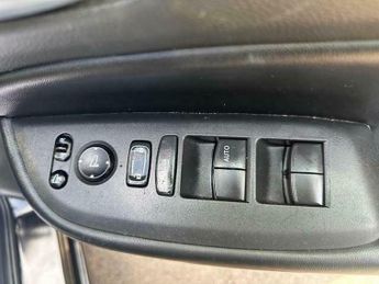 Honda Jazz I-MMD SR AUTOMATIC
