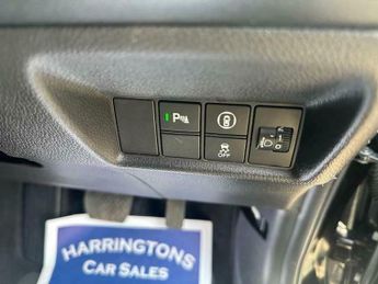 Honda Jazz I-MMD SR AUTOMATIC