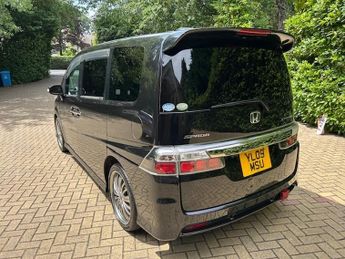 Honda Stepwagon Strada