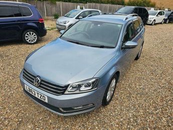 Volkswagen Passat 1.4 TSI BlueMotion Tech SE DSG Euro 5 (s/s) 5dr