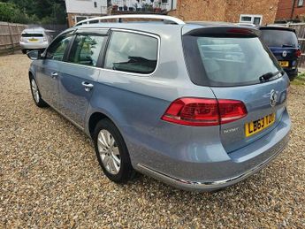 Volkswagen Passat 1.4 TSI BlueMotion Tech SE DSG Euro 5 (s/s) 5dr