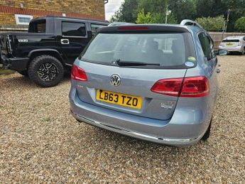 Volkswagen Passat 1.4 TSI BlueMotion Tech SE DSG Euro 5 (s/s) 5dr