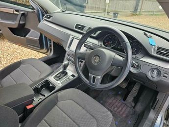 Volkswagen Passat 1.4 TSI BlueMotion Tech SE DSG Euro 5 (s/s) 5dr