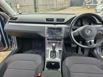 Volkswagen Passat 1.4 TSI BlueMotion Tech SE DSG Euro 5 (s/s) 5dr